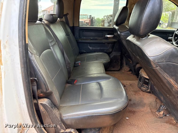 image for item EF1065 2019 RAM 3500 Crew Cab utility / service truck