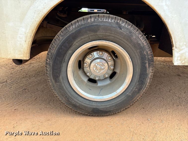 image for item EF1065 2019 RAM 3500 Crew Cab utility / service truck