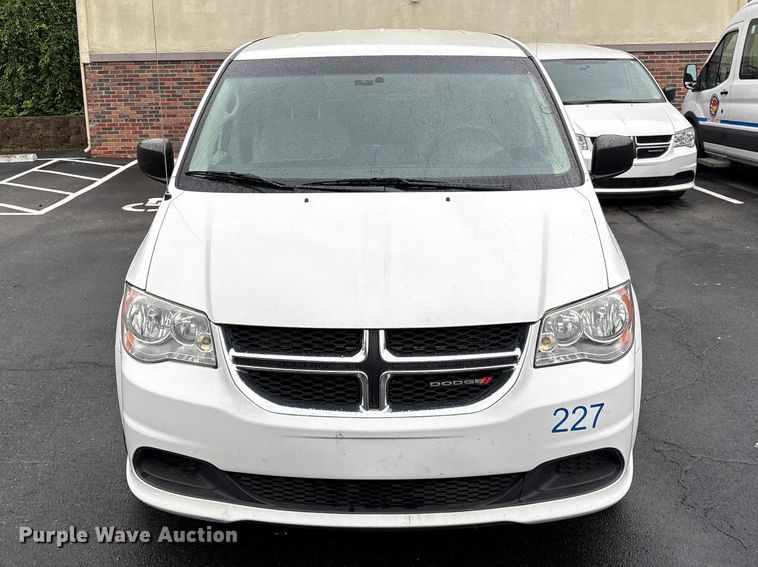 image for item EF1153 2016 Dodge Grand Caravan van