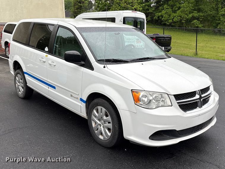 image for item EF1153 2016 Dodge Grand Caravan van