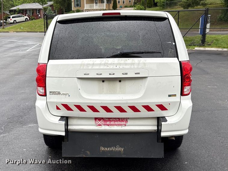 image for item EF1153 2016 Dodge Grand Caravan van