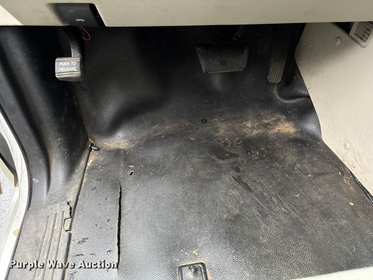 image for item EF1153 2016 Dodge Grand Caravan van