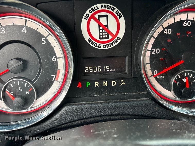 image for item EF1153 2016 Dodge Grand Caravan van