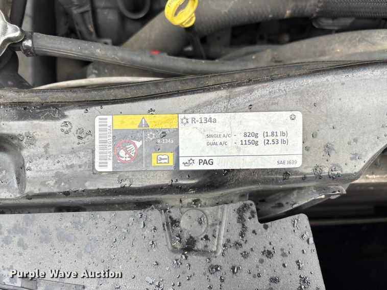 image for item EF1153 2016 Dodge Grand Caravan van