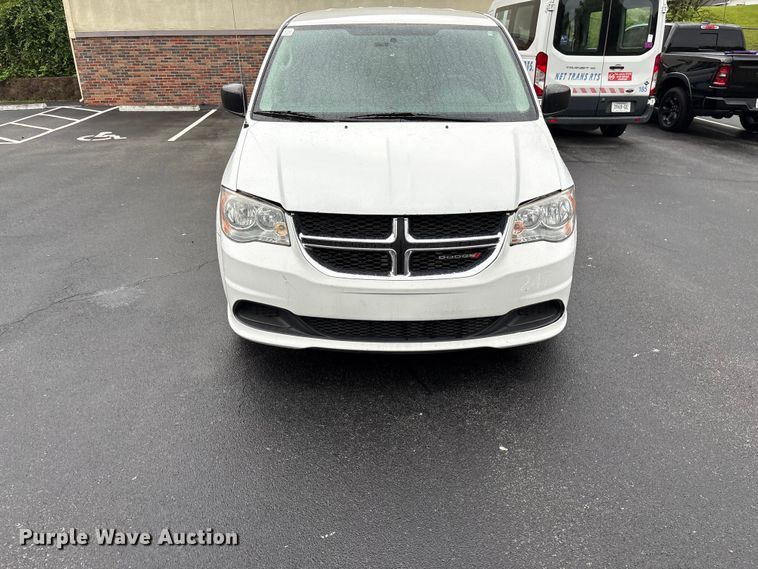 image for item EF1154 2017 Dodge Grand Caravan van