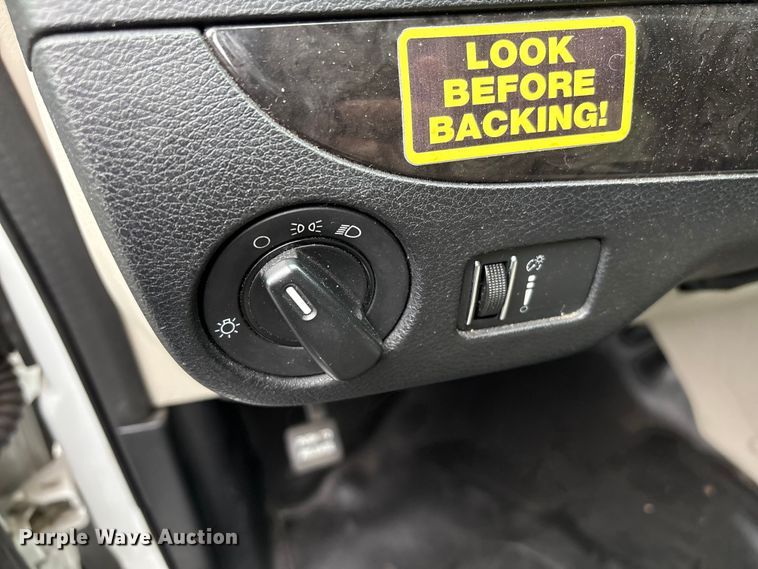 image for item EF1154 2017 Dodge Grand Caravan van