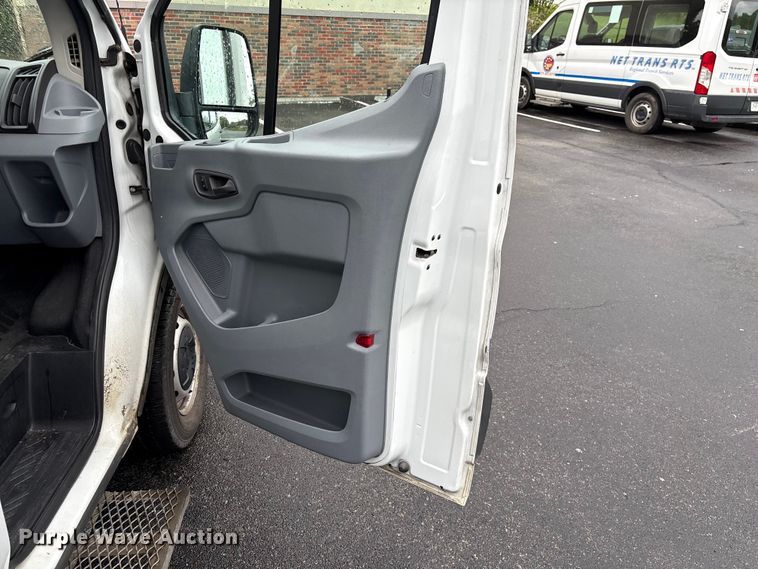 image for item EF1155 2016 Ford Transit 150 van