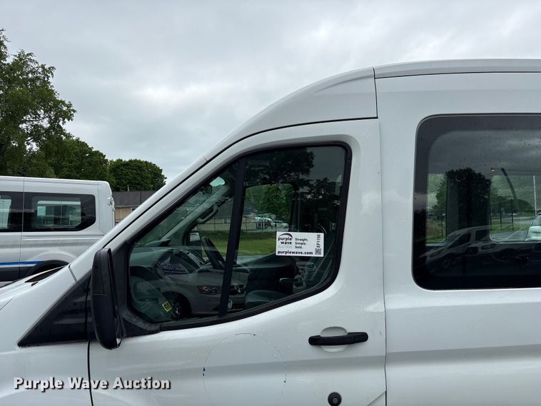 image for item EF1156 2017 Ford Transit 150 van