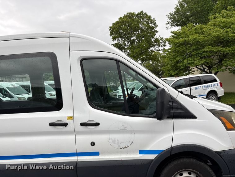 image for item EF1156 2017 Ford Transit 150 van