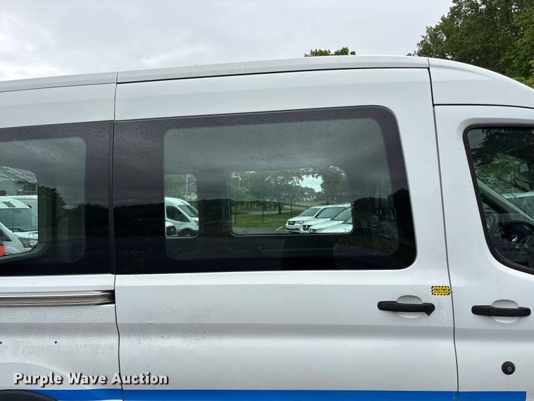 image for item EF1156 2017 Ford Transit 150 van