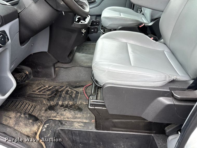 image for item EF1156 2017 Ford Transit 150 van