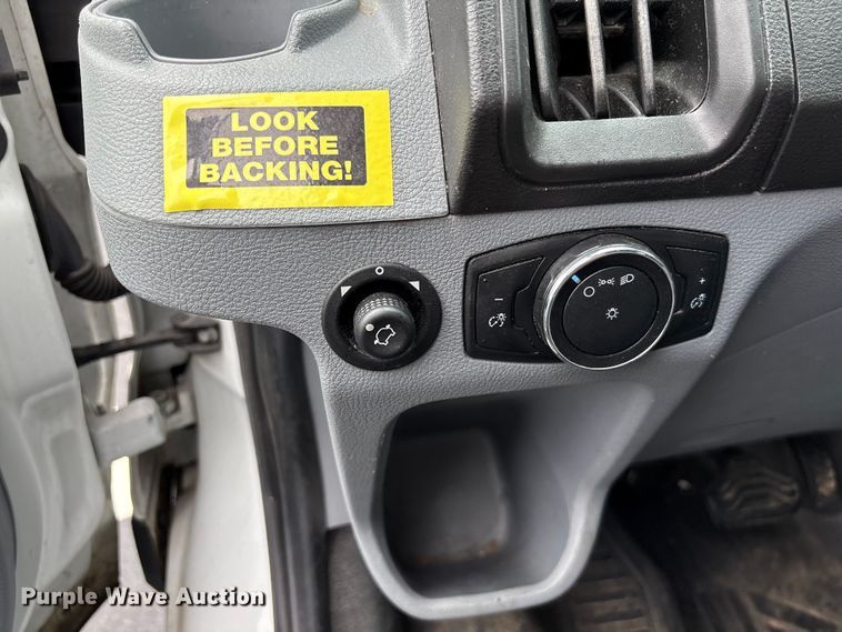 image for item EF1156 2017 Ford Transit 150 van