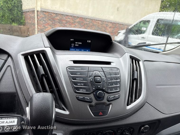 image for item EF1156 2017 Ford Transit 150 van