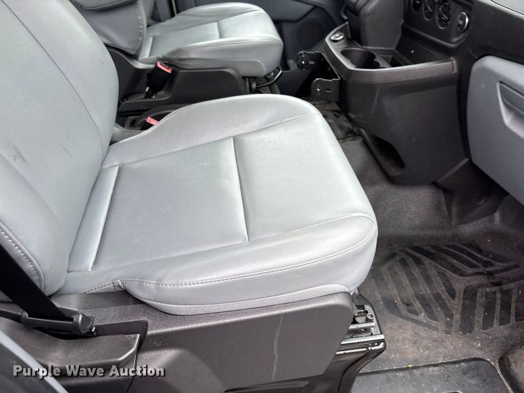 image for item EF1156 2017 Ford Transit 150 van