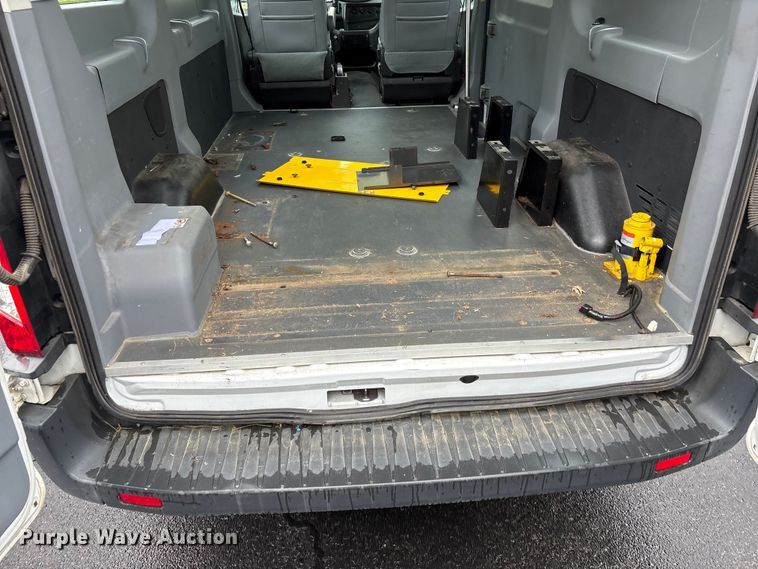 image for item EF1156 2017 Ford Transit 150 van
