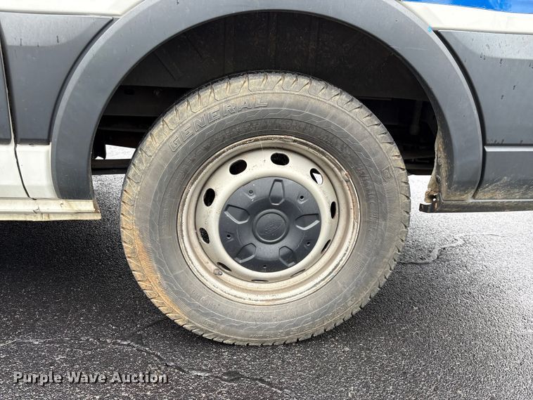 image for item EF1156 2017 Ford Transit 150 van