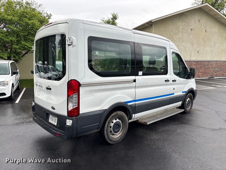 image for item EF1158 2016 Ford Transit 150 van