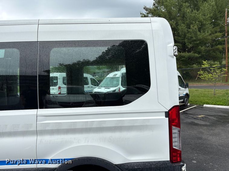image for item EF1158 2016 Ford Transit 150 van