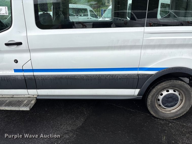 image for item EF1158 2016 Ford Transit 150 van