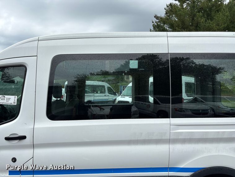 image for item EF1158 2016 Ford Transit 150 van