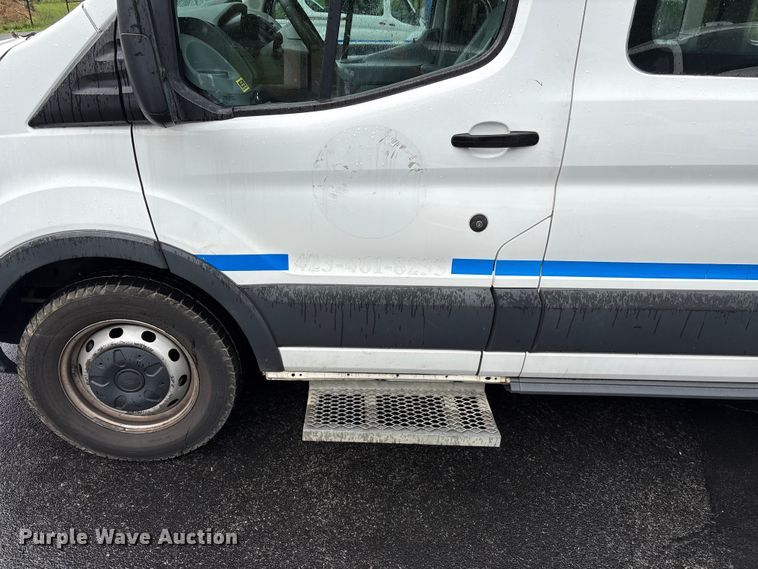image for item EF1158 2016 Ford Transit 150 van