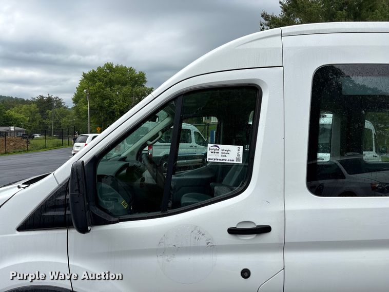 image for item EF1158 2016 Ford Transit 150 van