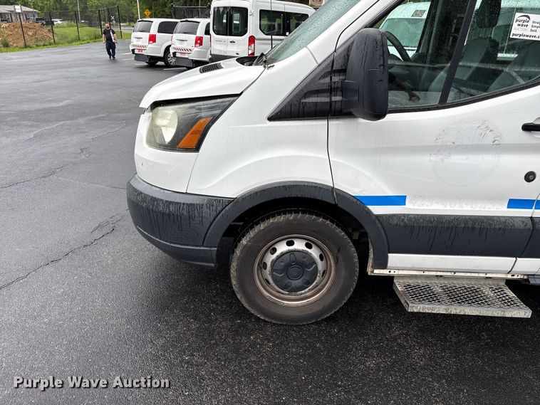 image for item EF1158 2016 Ford Transit 150 van