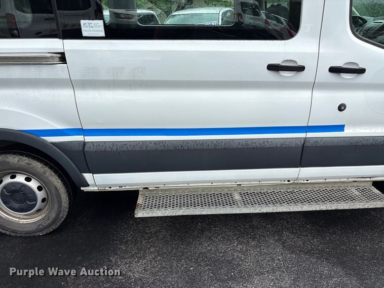image for item EF1158 2016 Ford Transit 150 van