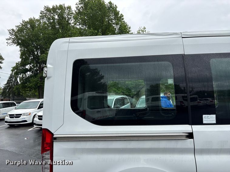 image for item EF1158 2016 Ford Transit 150 van