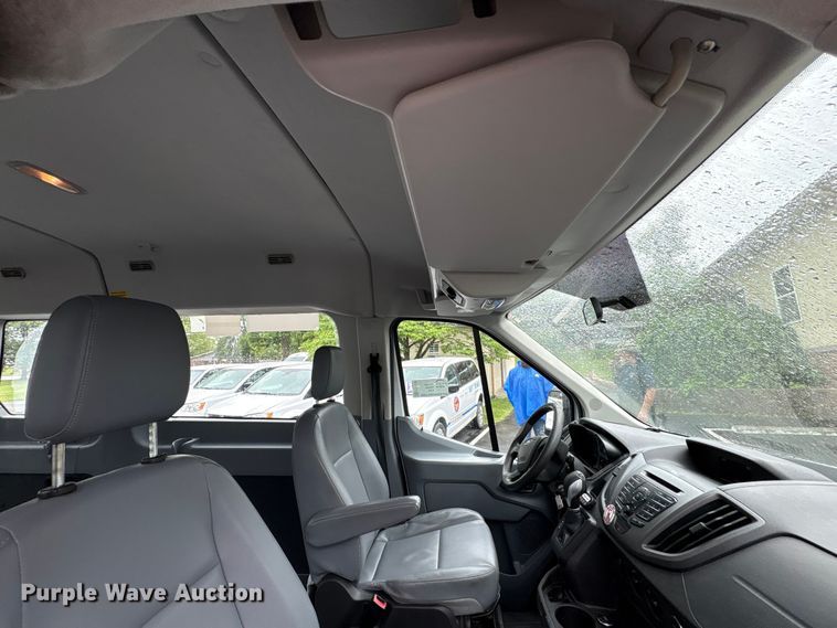 image for item EF1158 2016 Ford Transit 150 van