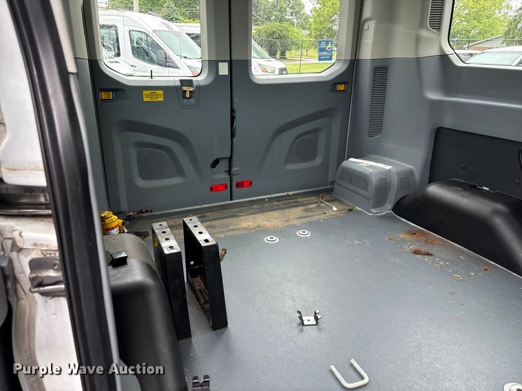 image for item EF1158 2016 Ford Transit 150 van