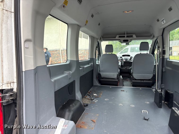 image for item EF1158 2016 Ford Transit 150 van