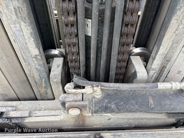 image for item EF1163 2016 UniCarriers PF110YLP forklift
