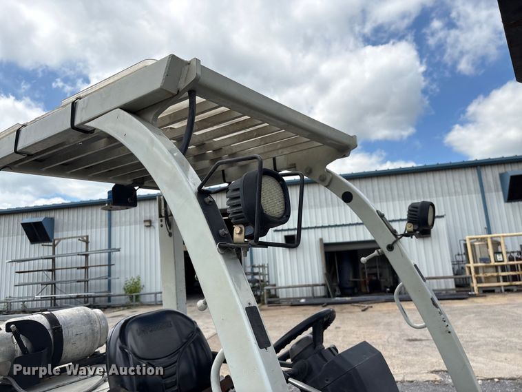 image for item EF1163 2016 UniCarriers PF110YLP forklift