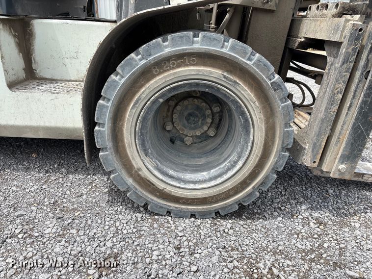 image for item EF1163 2016 UniCarriers PF110YLP forklift