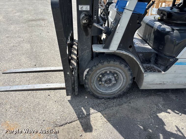 image for item EF1166 2016 UniCarriers PF50 forklift