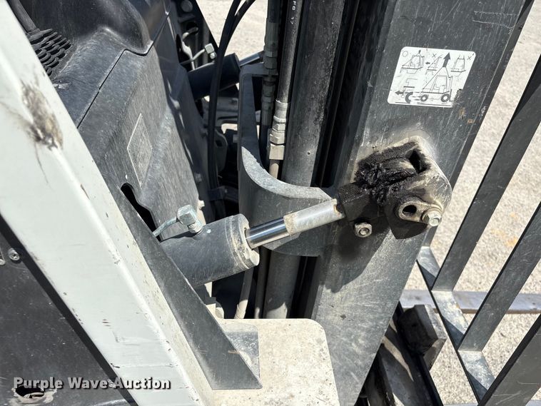 image for item EF1166 2016 UniCarriers PF50 forklift