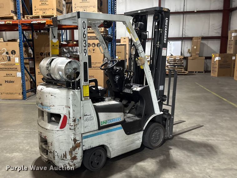 image for item EF1167 2016 UniCarriers CFS40 forklift