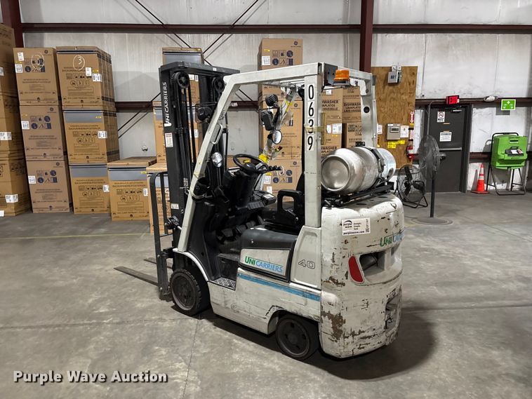 image for item EF1167 2016 UniCarriers CFS40 forklift