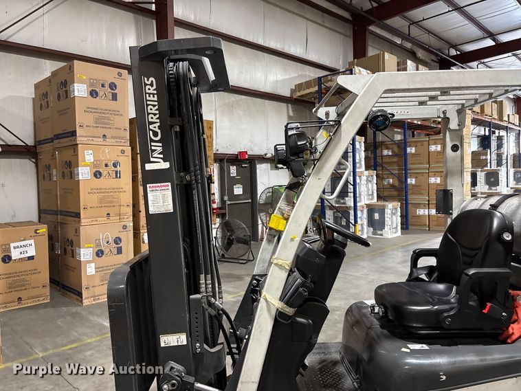 image for item EF1167 2016 UniCarriers CFS40 forklift