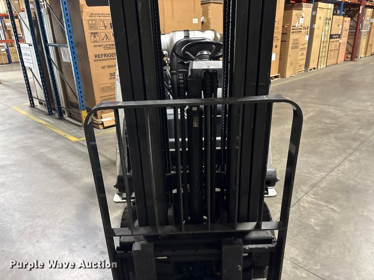 image for item EF1167 2016 UniCarriers CFS40 forklift