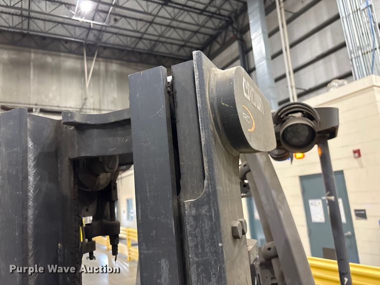 image for item EF1187 2018 Crown RC5545-40 forklift