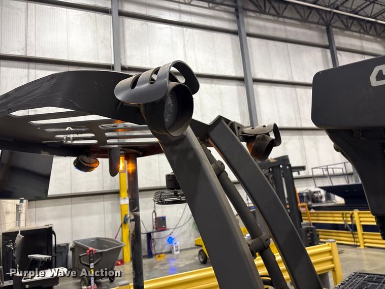 image for item EF1187 2018 Crown RC5545-40 forklift