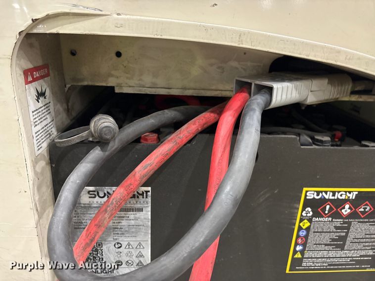 image for item EF1187 2018 Crown RC5545-40 forklift