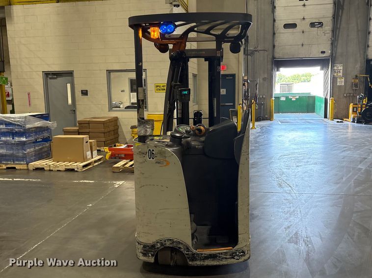 image for item EF1188 2018 Crown RC5545-40 forklift