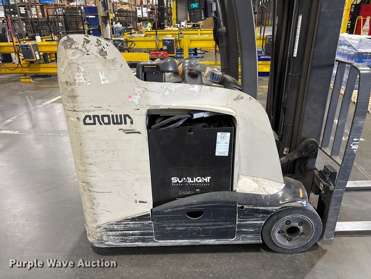 image for item EF1188 2018 Crown RC5545-40 forklift