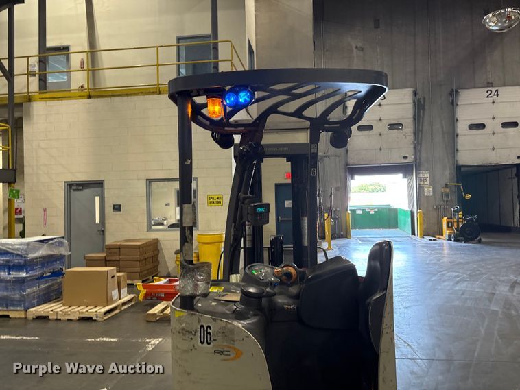 image for item EF1188 2018 Crown RC5545-40 forklift