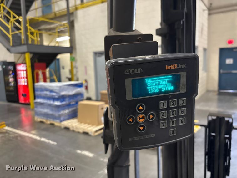 image for item EF1188 2018 Crown RC5545-40 forklift