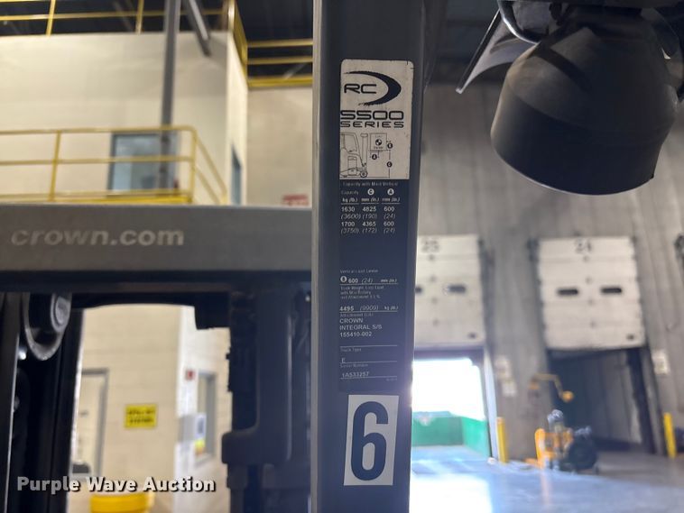 image for item EF1188 2018 Crown RC5545-40 forklift