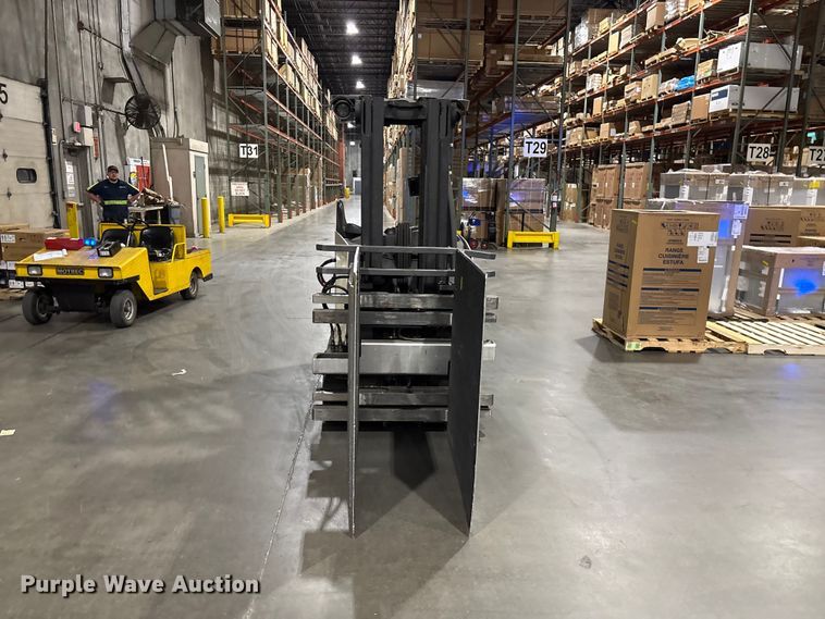 image for item EF1190 2018 Crown RC5545-40 forklift